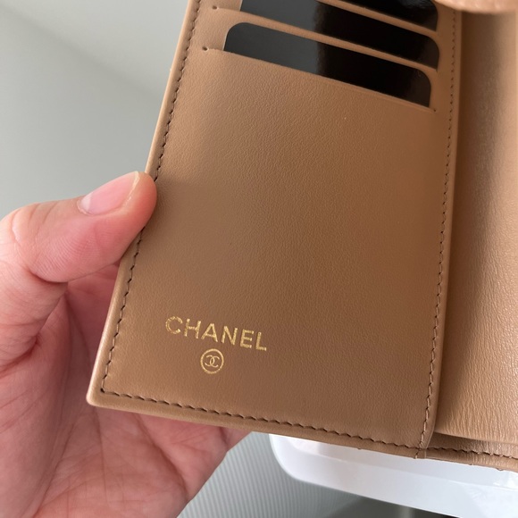 Chanel 23B dark beige caviar medium flap trifold wallet - Picture 9 of 11